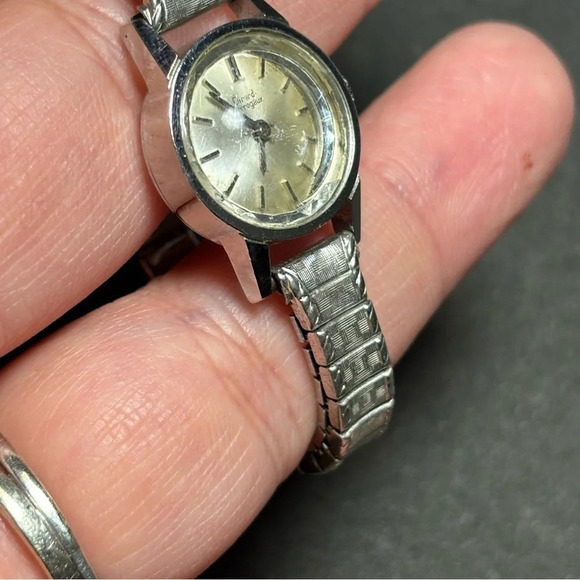 vintage girard perregaux Ladies Cocktail Mechanical Wind Up Watch Working - Picture 4 of 13